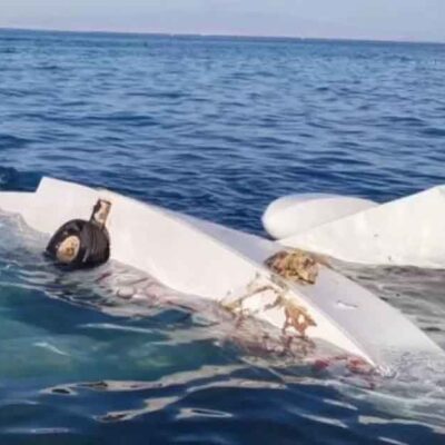 На Алаколе упал в воду прогулочный самолет